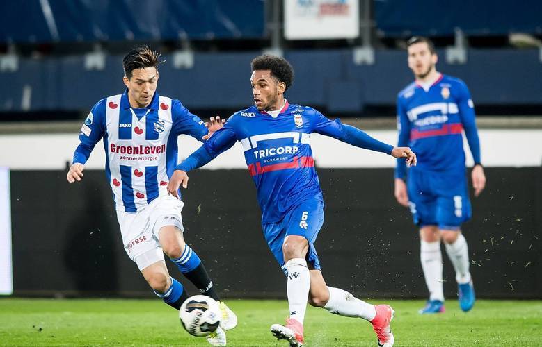 手布克带领 手布克带领