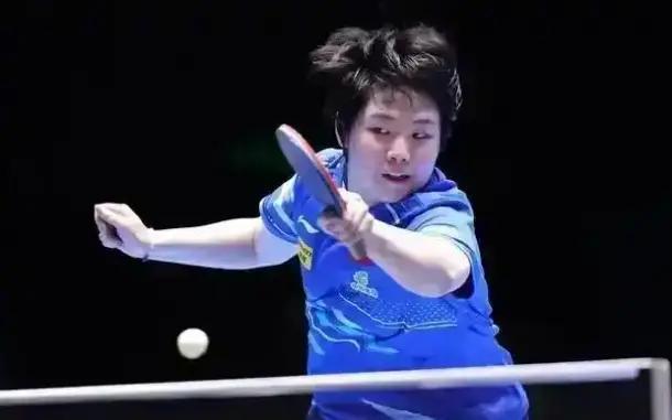 领下展现出 领下展现出