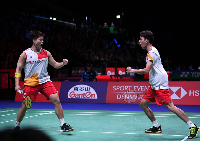 击之间切换 击之间切换